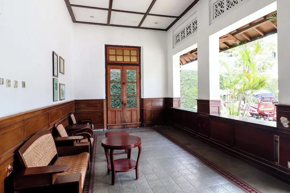 Hotel Limaran 1