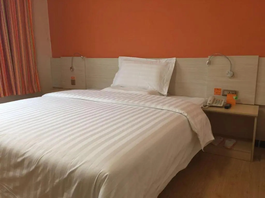 7Days Inn 261 Shijiazhuang Zhonghua Street New Railway Station