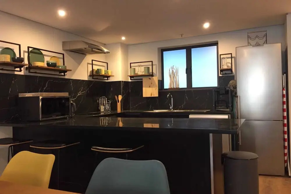 Stylish 2 Bedroom Apartment in Cape Town With Stunning Views