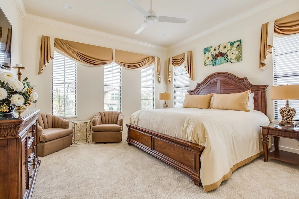 11BR Reunion Pool Home 550 by OVRH