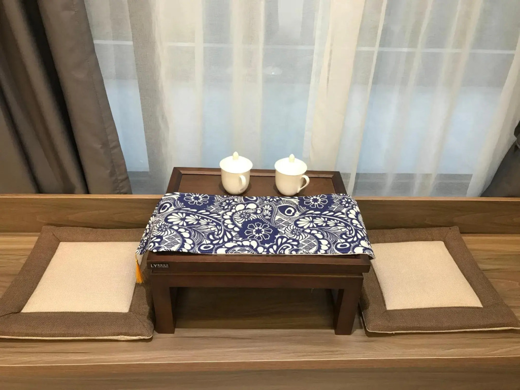 Xinzheng Mo Ran  Hotel