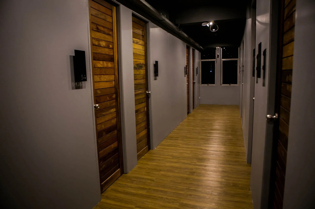 Silom Space Hostel
