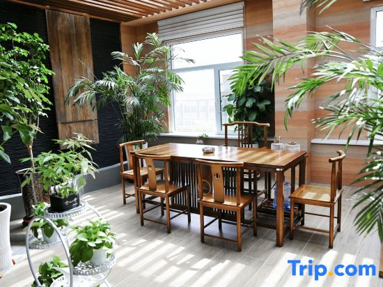 Jinchang Muqi Shangpin Hotel