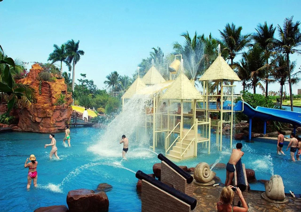 Zhujiang Nantian Resort