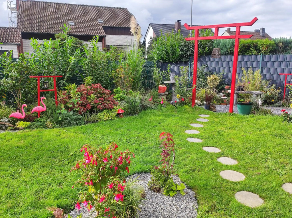 Uni, FH, Gesundheits Campus nähe, Zimmer mit Garten & Terrasse