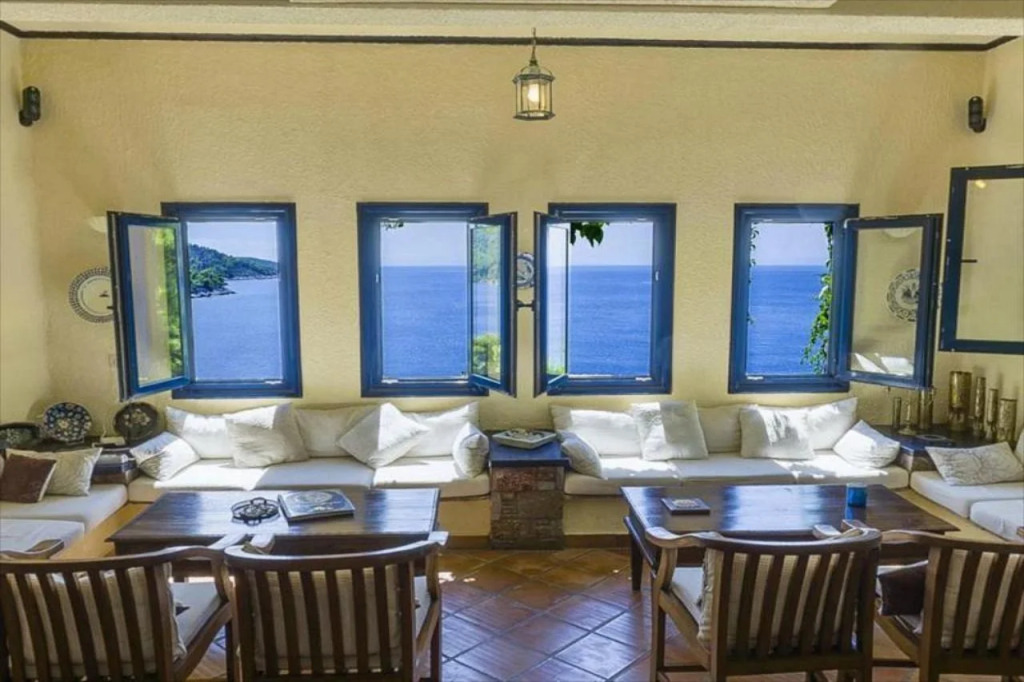 Adrina Beach Hotel