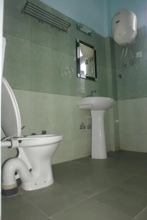Hotel Raikot Resort