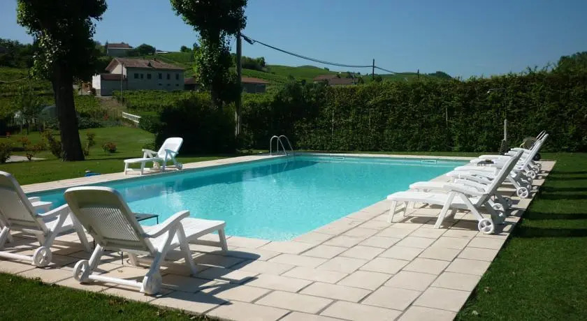 Cascina La Carlotta