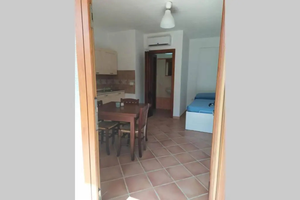 TINY HOUSE (con piscina e wi-fi)