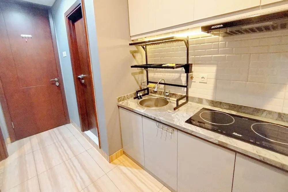 Spacious 2Br With Extra Room At Grand Sungkono Lagoon Apartment