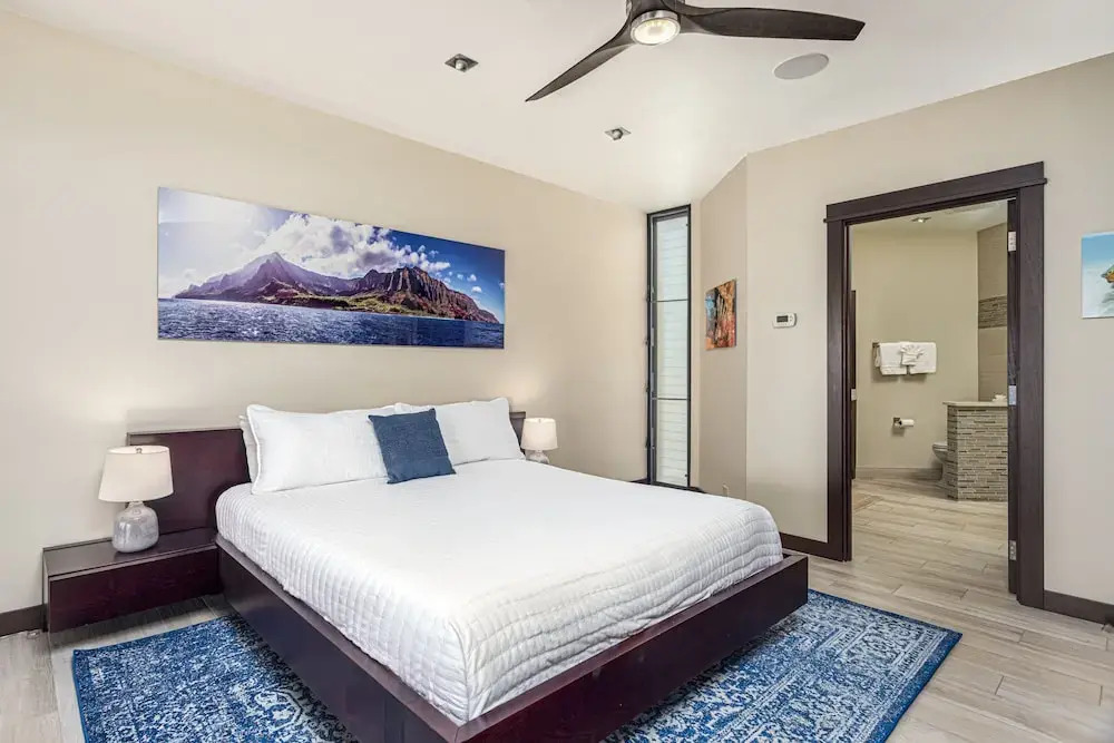Puu Poa 407 2 Bedroom Condo by RedAwning