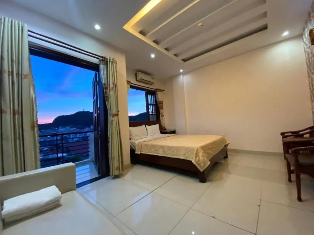 PLUS VUNG TAU HOTEL