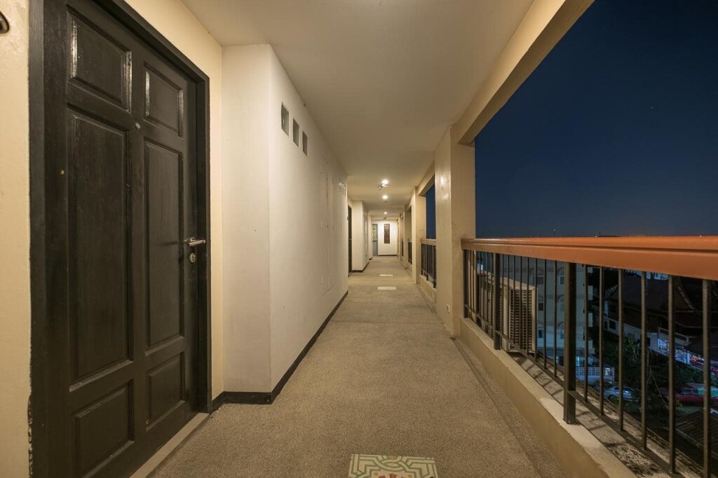 Siam Piman Hotel