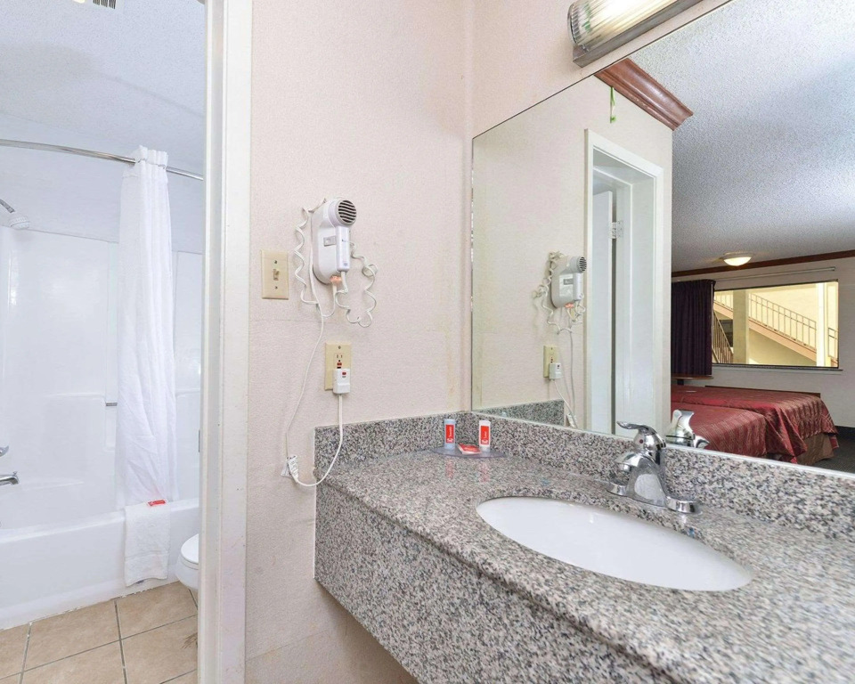 Econo Lodge Killeen near Fort Hood