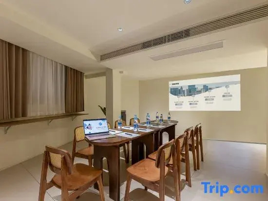 Worry-free-He Shan Ji Carefree Holiday Homestay