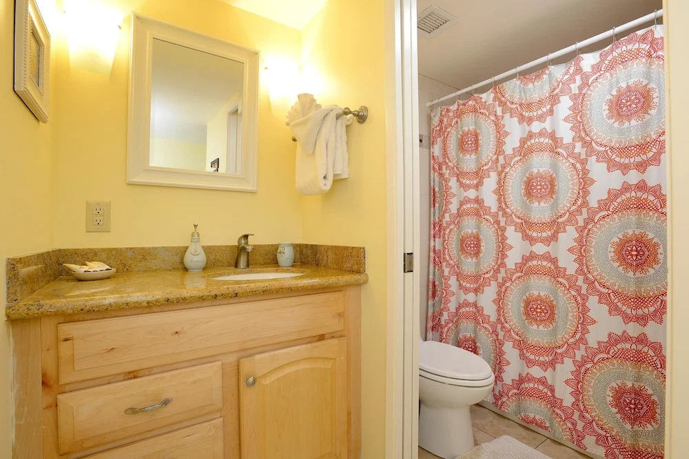 Maui Banyan T305 - Three Bedroom Condo with Ocean View