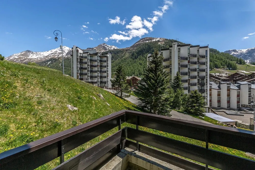 ISR23 - Superbe appartement, centre ville, proche pistes et commerces