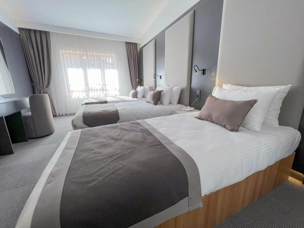 Sera Lake Center Hotel