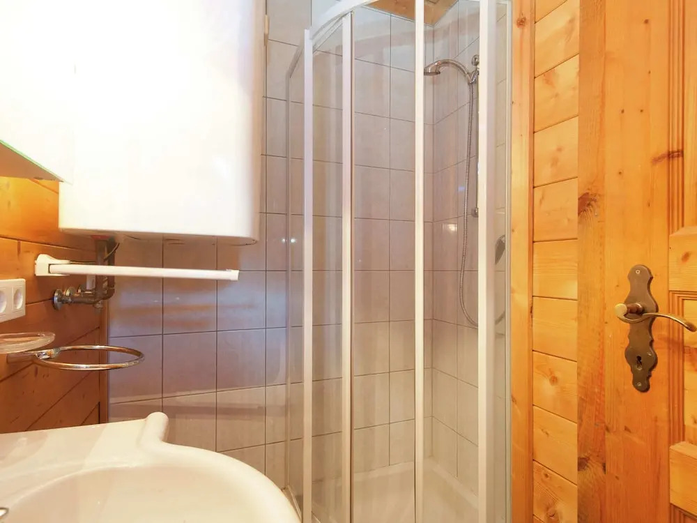 Chalet Near Lake Klopeiner With Sauna