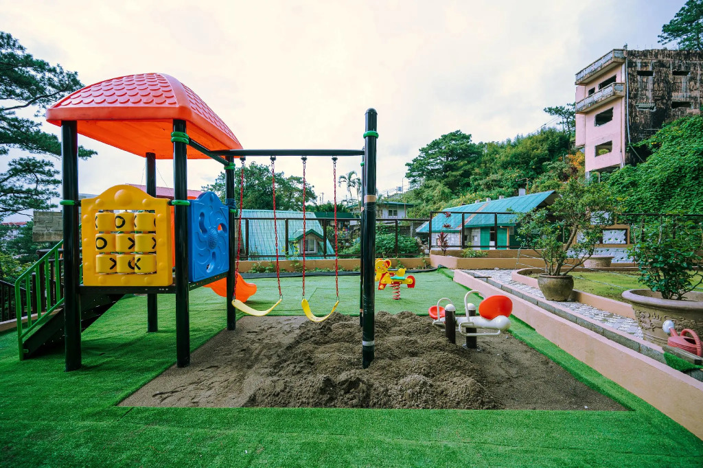 Breezy Point Baguio -Summer Pines Residences