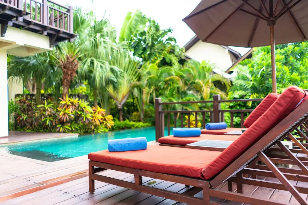Cliffront Tropical Resort