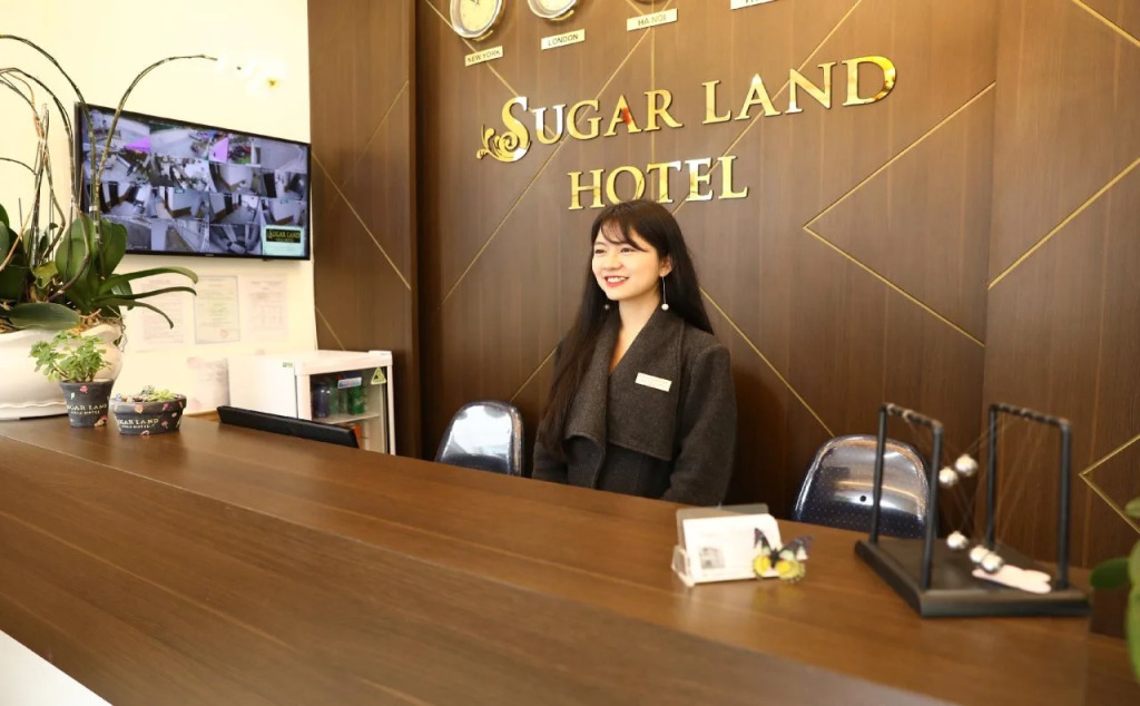 Sugar Land Villa Hotel