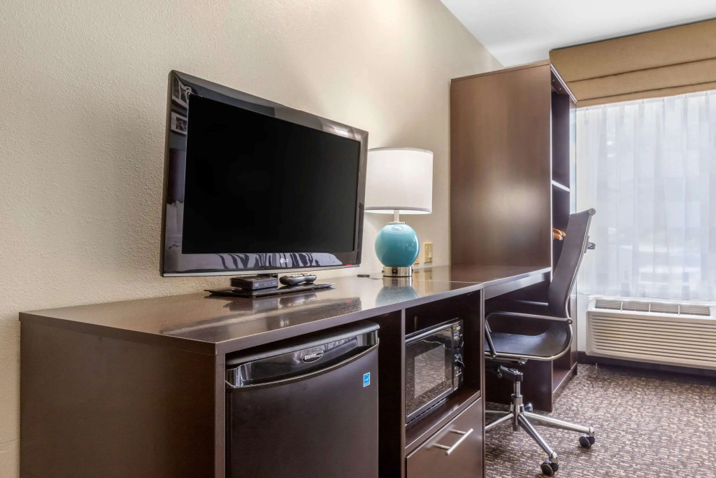 Sleep Inn & Suites Johnson City