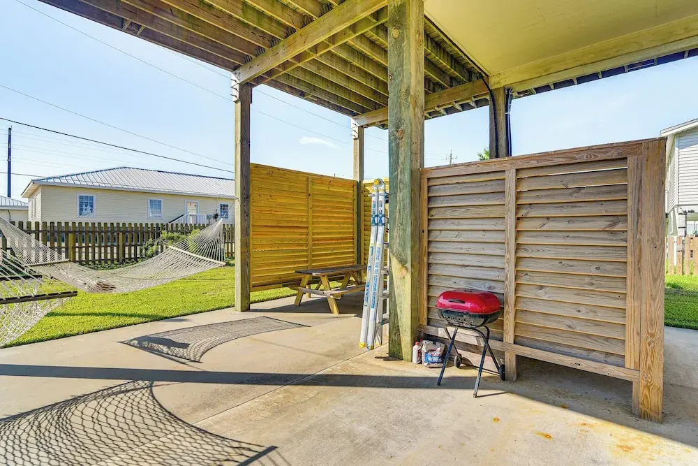 Golf Cart, Pool Access! Beach-walk Galveston Haven