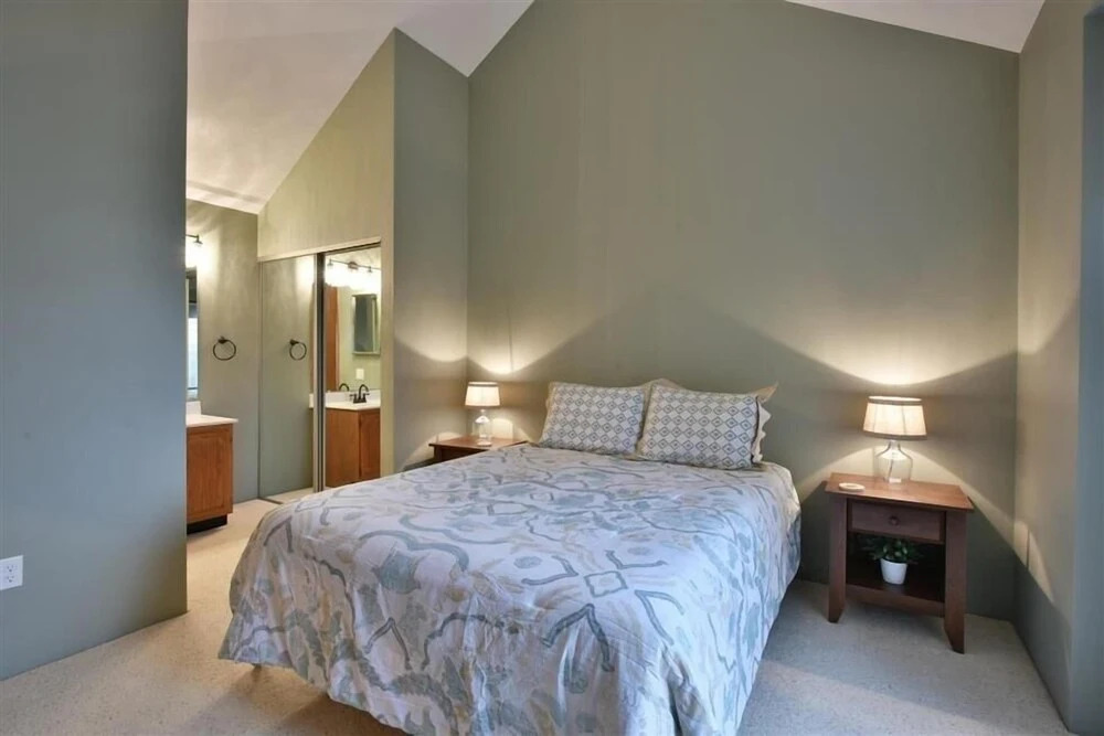 Seven Springs Sunridge 3 BR Condo, Sleeps 10! by RedAwning