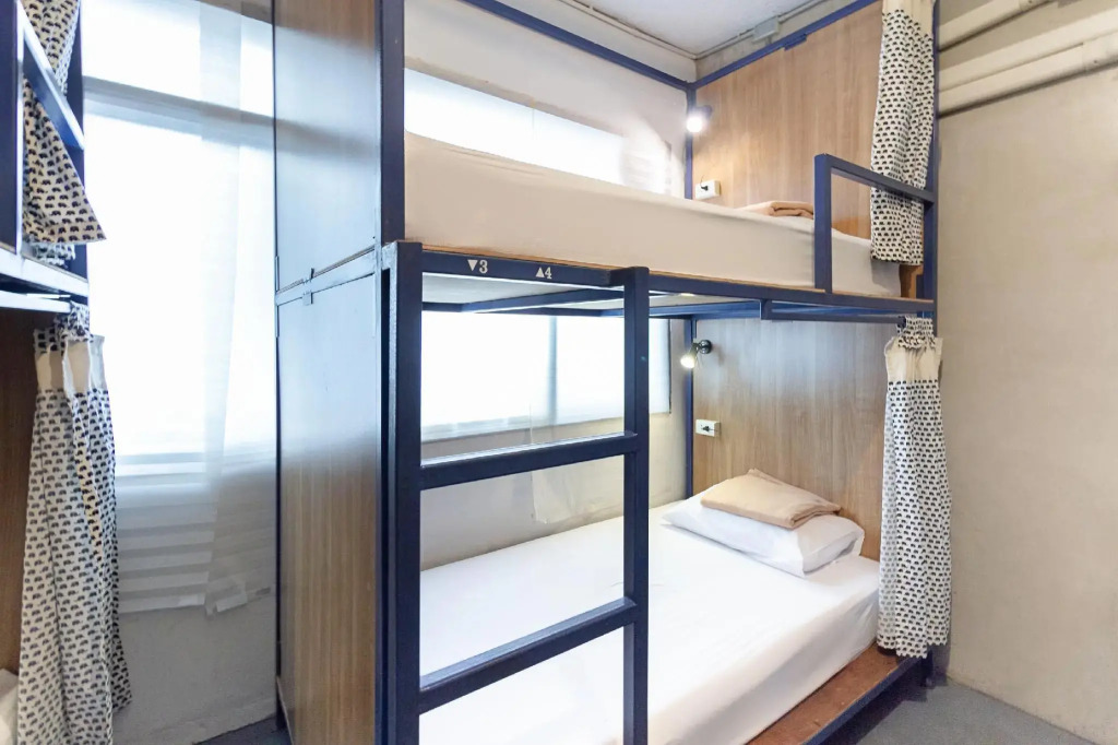 Arawana Hostel Silom