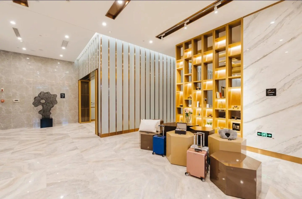 Atour Hotel