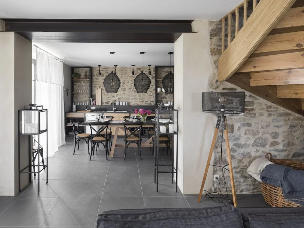 Ostrea Lodge