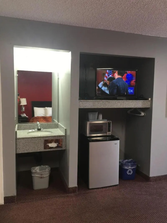 Haven Inn & Suites