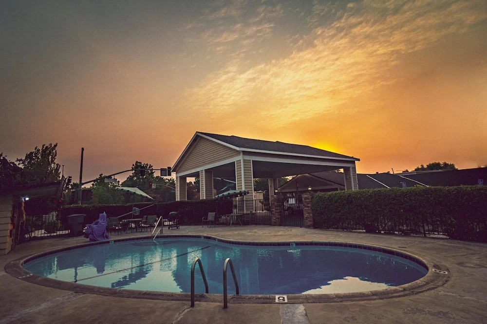 Safari Inn - Chico