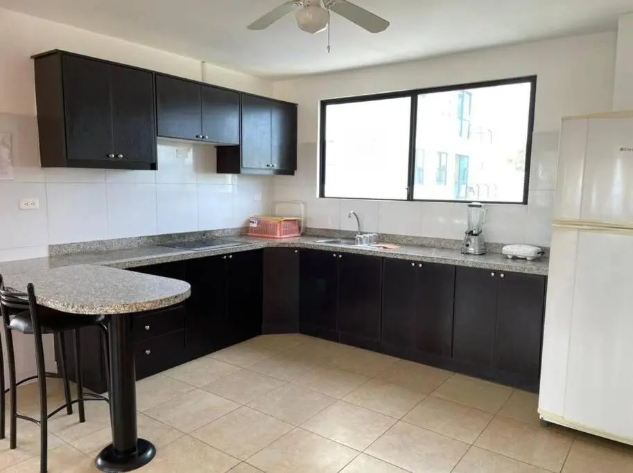 Departamento en Tonsupa con yacuzzi privado