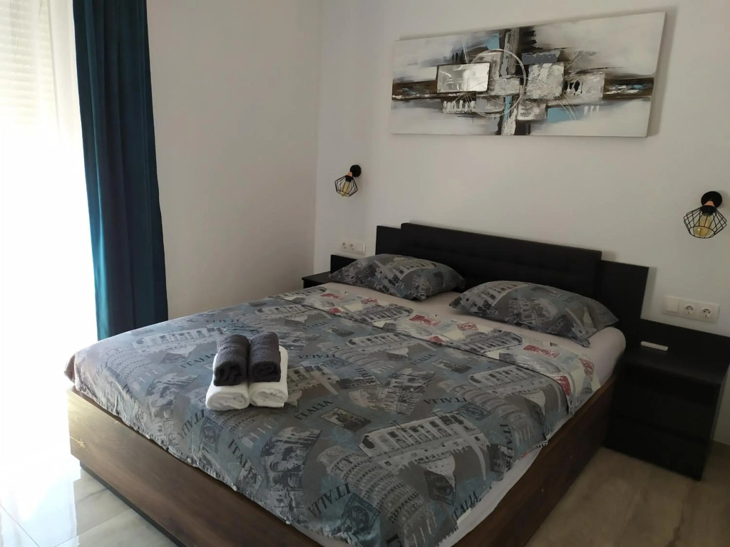 Apartmani Mira