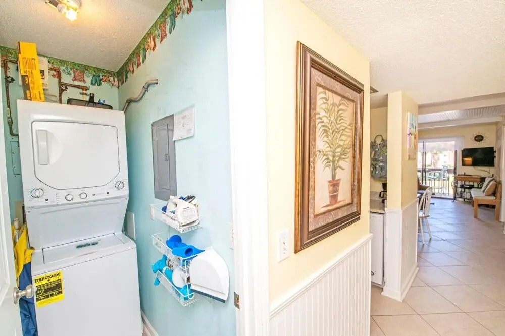 3207 Near Ocean 2nd Floor NW