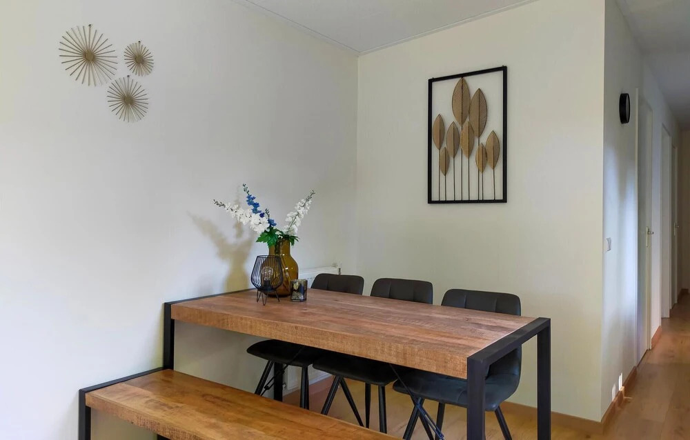 Lovely Home In Heinkenszand With Wifi