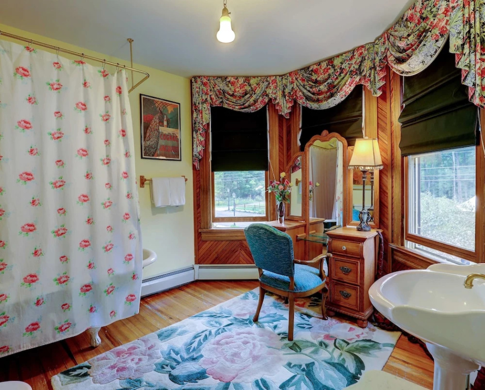 Fairlawn Inn