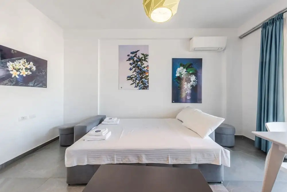Expansive Apartment With Beach Access - Jasemin