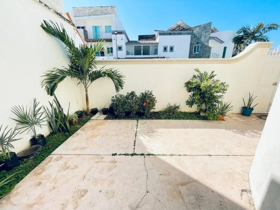 Casa grande con 4 habitaciones! Cerca del mar.