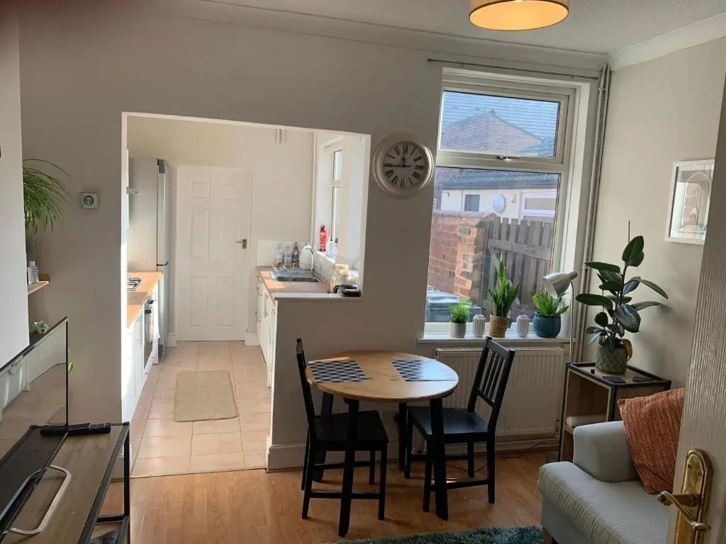 Residential 2 bed house near Lincoln city centre