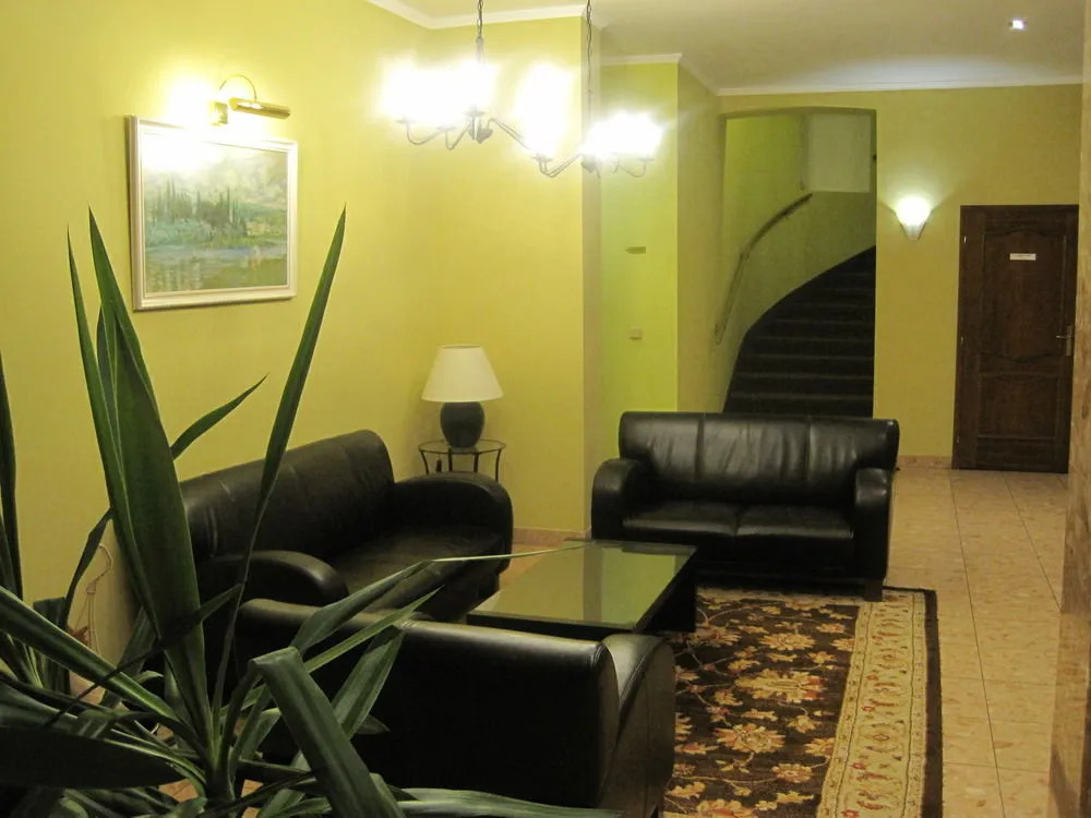 Hotel Abri