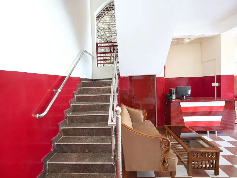 Oyo 17175 Home Blissful 2Bhk Kumarhatti