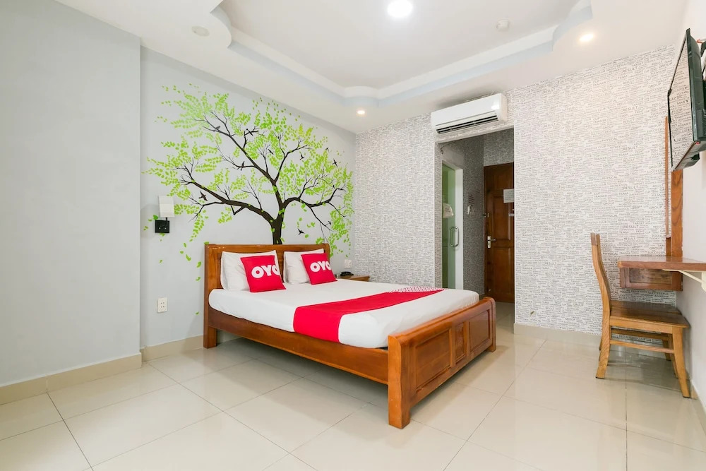 Avatar 2 Hotel by OYO Rooms