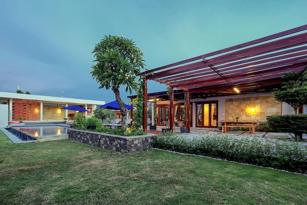 Villa Luna Kuta Lombok