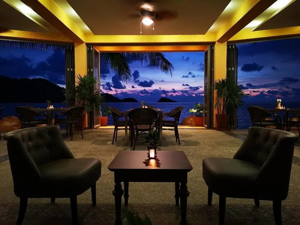 Peninsula Beach Resort