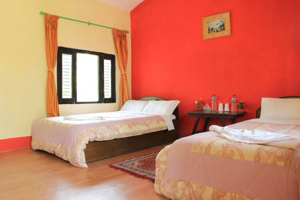 Chitwan Safari Resort