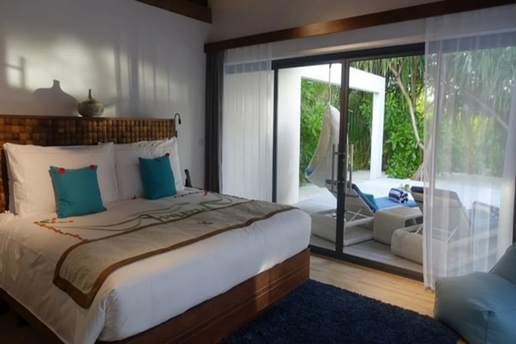 Kuredhivaru Resort and Spa - Maldives
