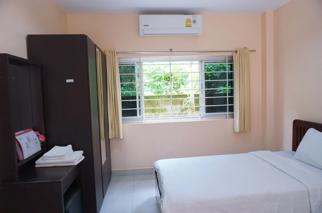 Jirasin Hotel & Apartment